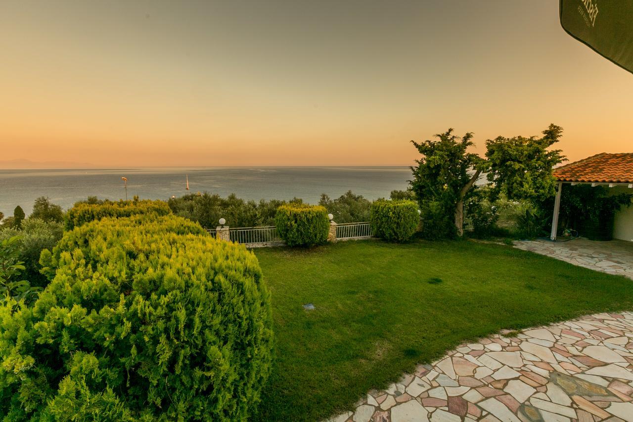 Koroni Zaga Beach- Seaside Luxury Villa Costiana Bagian luar foto